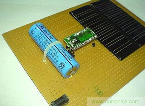 微型太陽能供電板DIY，給手電筒收音機供電