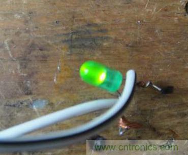 想減少電費嗎？DIY一個迷你風力發電機吧