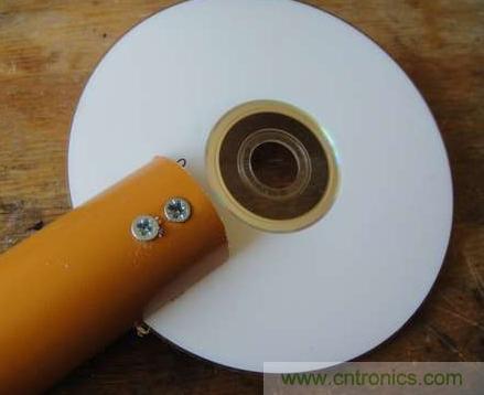 想減少電費嗎？DIY一個迷你風力發電機吧