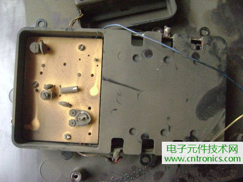 拆個老古董，日本精工石英電子掛鐘拆解