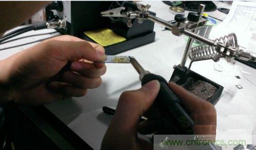 制作U盤全過程，由PCB做起