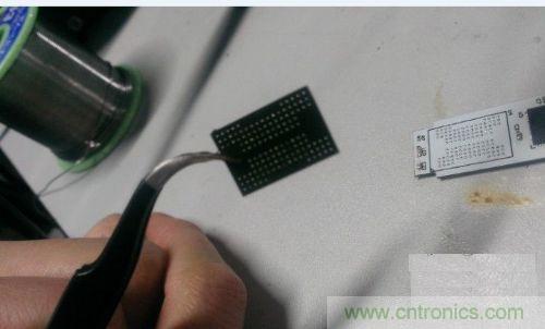 制作U盤全過程，由PCB做起