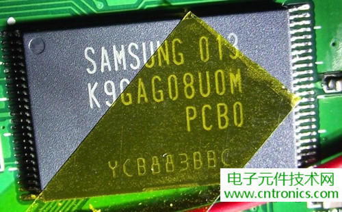 探秘電子紙！一款電紙書的電子墨水屏拆解