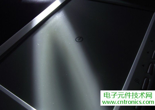 探秘電子紙！一款電紙書的電子墨水屏拆解