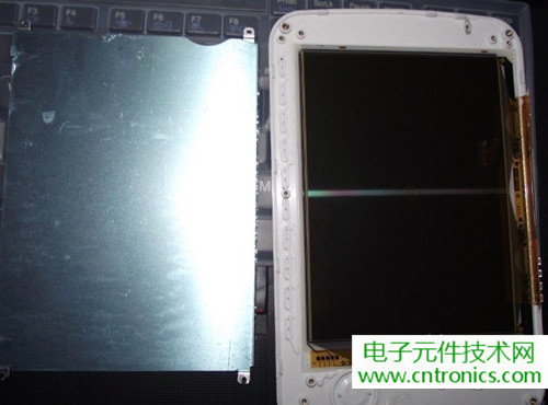 探秘電子紙！一款電紙書的電子墨水屏拆解