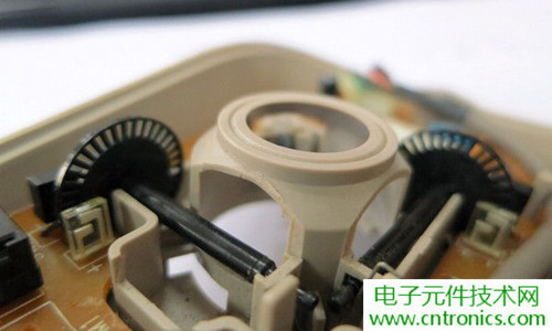 殿堂級機械鼠標拆解：嘆精致做工！