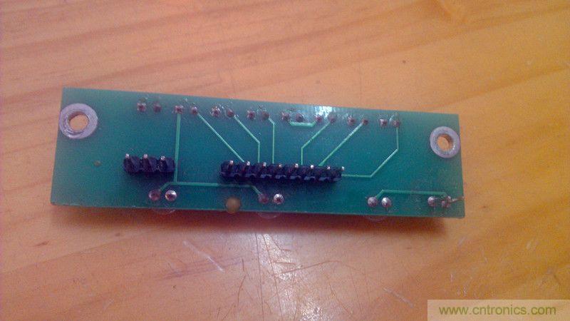 牛人力作！PCB版藍牙智能小車DIY
