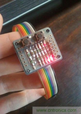 低調有內涵！別人看不懂的LED電子表DIY