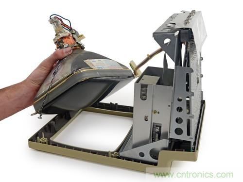 拆！古董級Macintosh 128K電腦