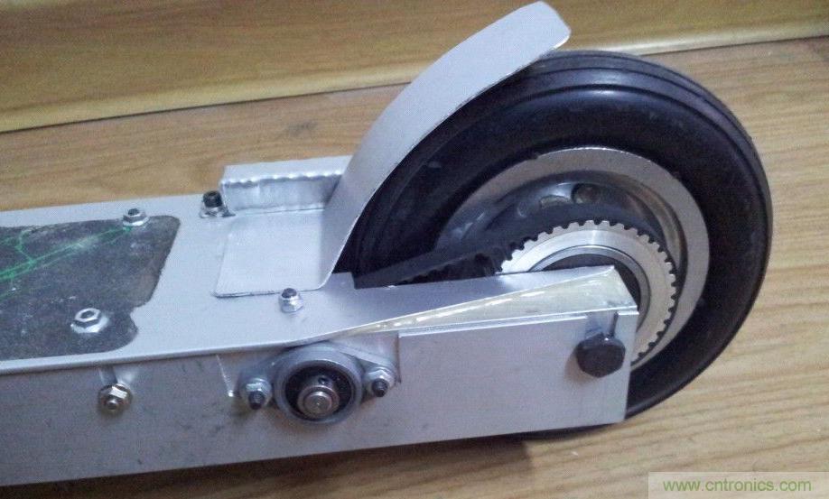 能工巧匠！DIY屬于你的電動滑板車！