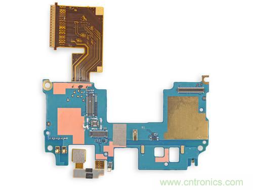 牛人強拆！新HTC One(M8)真機精密做工難修理