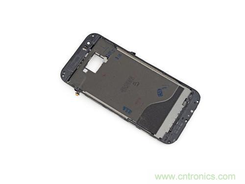牛人強拆！新HTC One(M8)真機精密做工難修理
