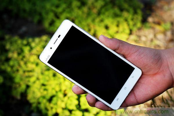 有圖有真相！暴拆VIVO X5 MAX,揭秘“最薄之謎”