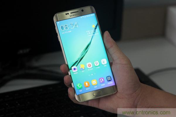 三星S6 Edge+拆解：比S6 Edge加在哪里？