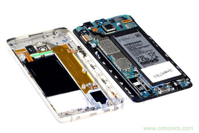Galaxy Note5拆解，與S系列差距日漸模糊
