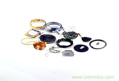 MOTO 360二代智能手表拆解：只有細節，沒有亮點