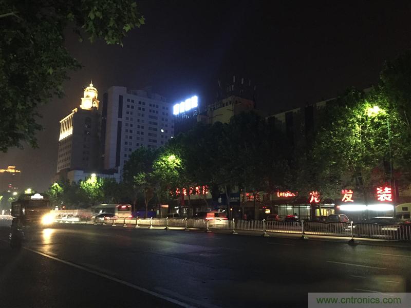 無邊框的 nubia Z9 ，一款既有驚喜，又有驚艷的智能手機