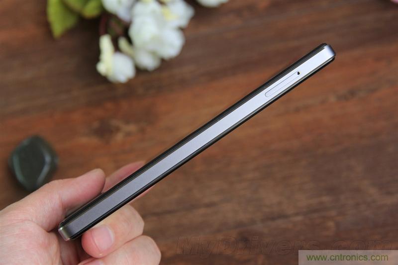 無邊框的 nubia Z9 ，一款既有驚喜，又有驚艷的智能手機