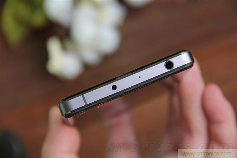 無邊框的 nubia Z9 ，一款既有驚喜，又有驚艷的智能手機