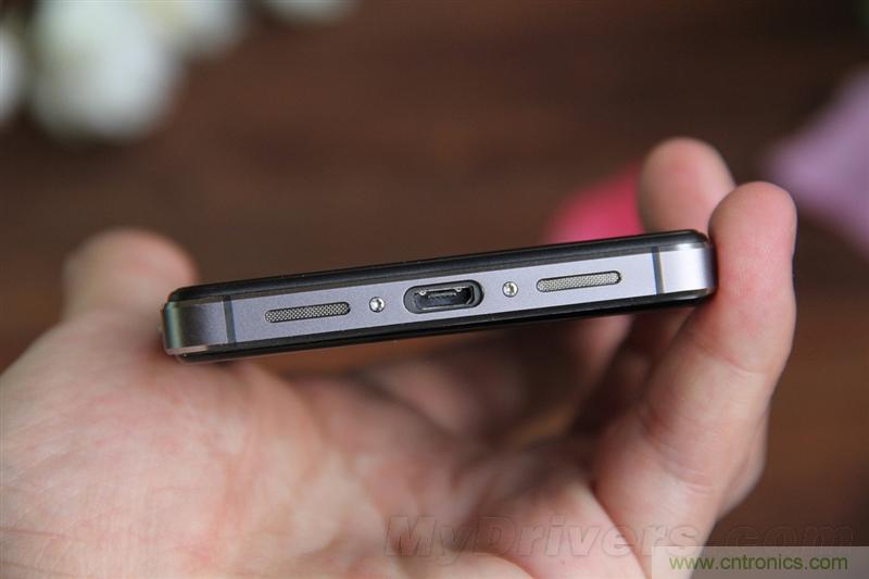 無邊框的 nubia Z9 ，一款既有驚喜，又有驚艷的智能手機