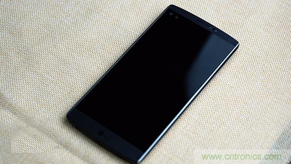 業界良心 LG V10 評測:剛毅、冷峻，不失人性化