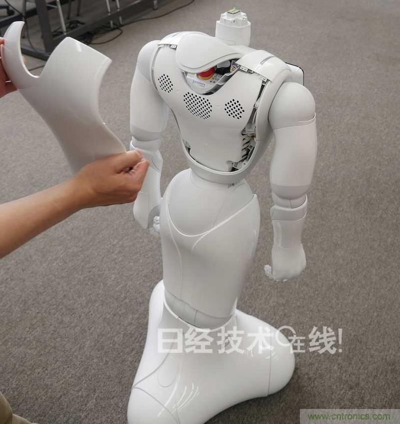 拆解筆記本不過癮，那就來拆拆日本情感機器人吧！