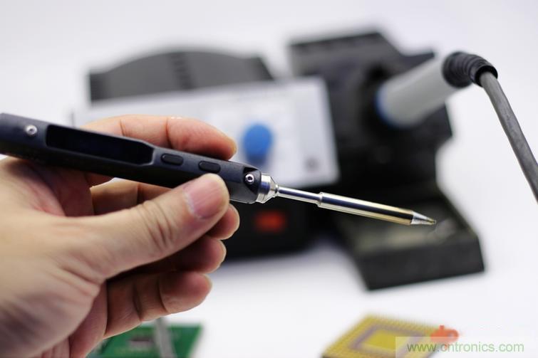 一款能喚起 70 后工程師朋友“童年趣事”的迷你電烙鐵！