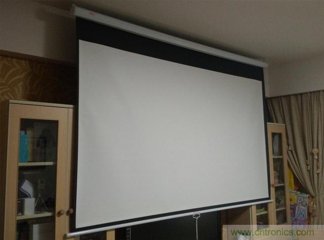 無屏電視時代已然來臨，客廳你做好準備了嗎？