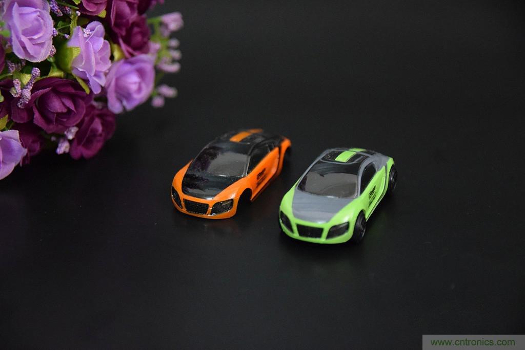 虛擬與現實相結合的飛車游戲，讓你體驗速度與激情的碰撞！