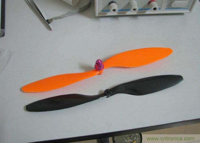 無人機 DIY 制作全過程，酷得不要不要的！