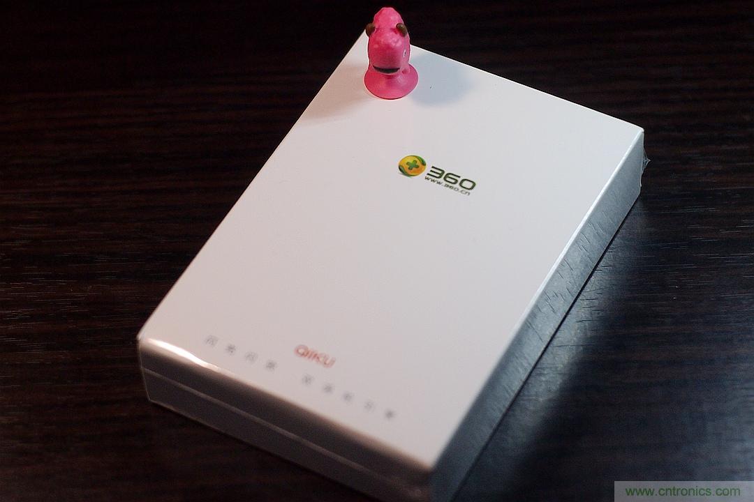移動電源也玩雙引擎？快到你想象不到