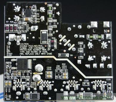 69元小米4口USB充電器詳細拆解，看完你也能DIY一個