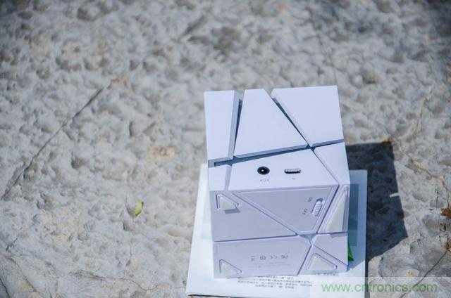洛斐創意藍牙音箱，光與建筑點綴生活