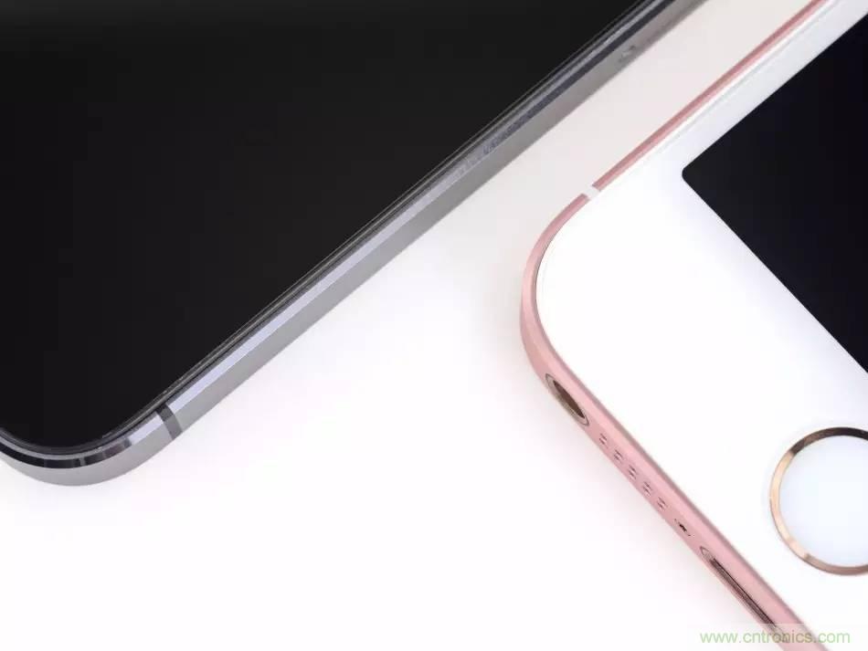 有什么地方沒有變？iPhone SE真機拆解