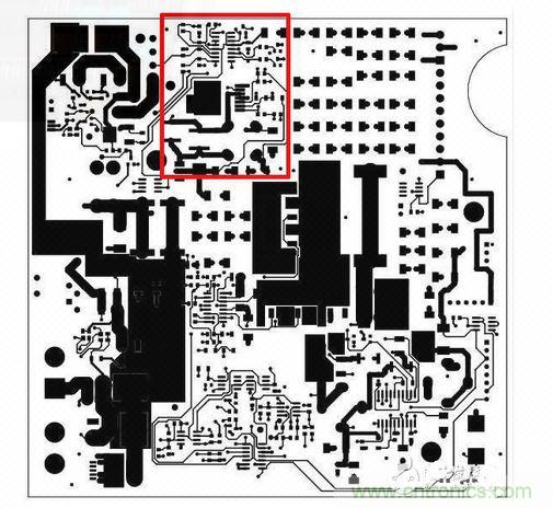 這是自動測試設備的PCB，因為事先了解過那顆SEPIC轉換器（以紅框標示），我的設計第一次就成功。