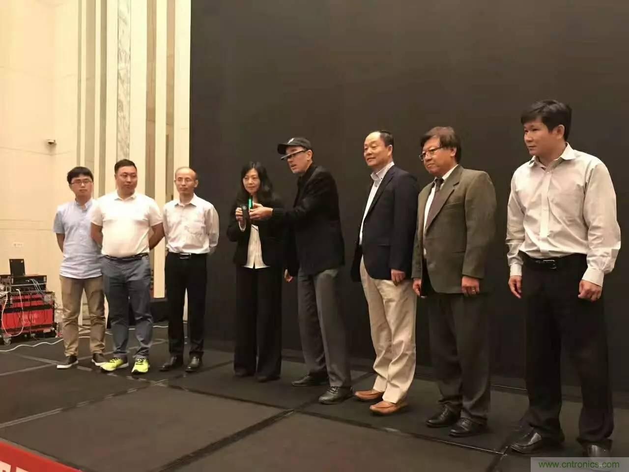 深圳要聞|全球可穿戴之父Steve Mann來深圳了！2017深圳智能穿戴,VR/AR前沿技術論壇暨開發者交流酒會