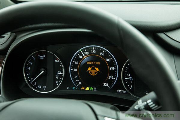 親測：從ADAS到自動駕駛，不同品牌上路表現對比