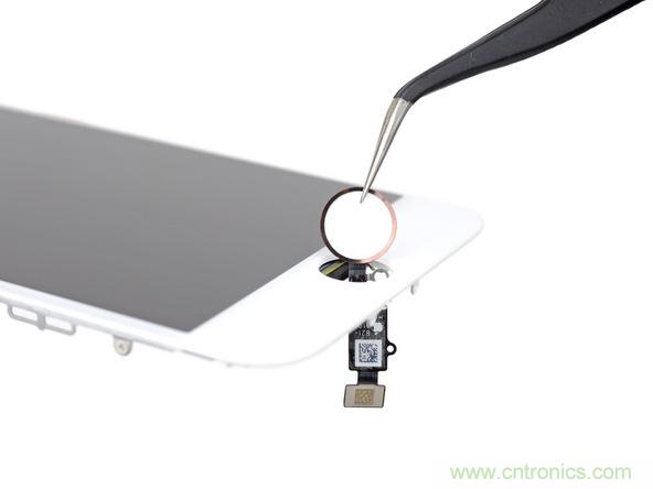 iPhone 8首拆：無線充電版本的iPhone 7？