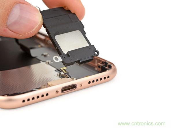 iPhone 8首拆：無線充電版本的iPhone 7？
