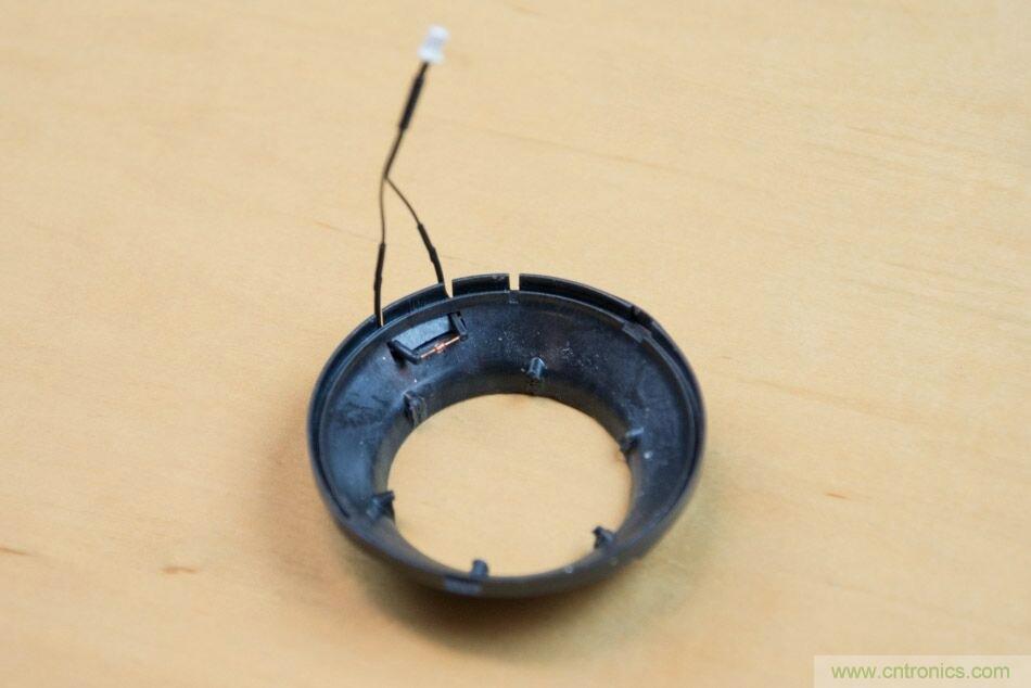 拆解戴森吹風機：近三千元的價格貴在哪？