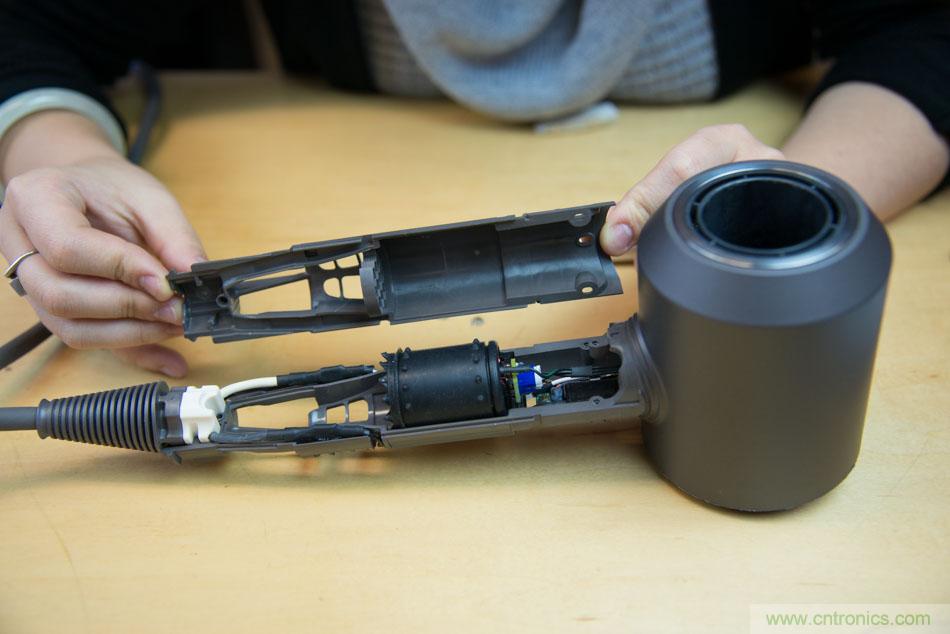 拆解戴森吹風機：近三千元的價格貴在哪？