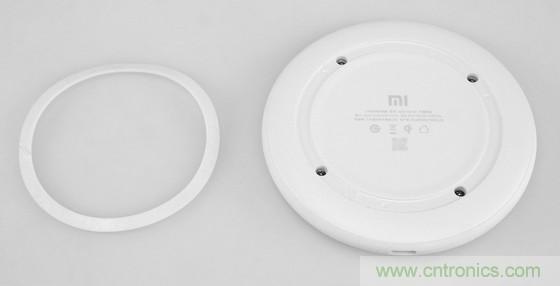 拆解對比：系出同門，小米、紫米無線充電器的差別有多大？