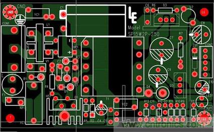 PCB元器件如何擺，線路該如何連接才能提高主板性能？