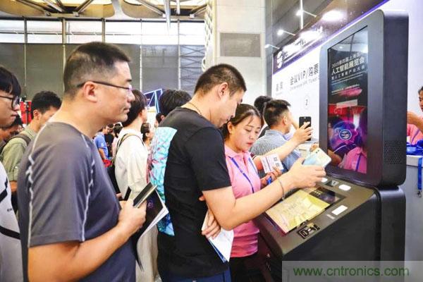 明年再見！“WAIE 2019第四屆上海國際人工智能展覽會暨人工智能產業大會”完美落幕！